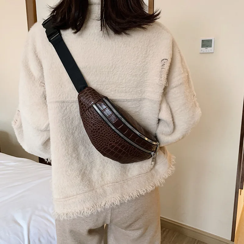 Crocodile Multi-Function Chest Bag 2020 New Style Simple Running Bag Fashion Men and Women Running Bag
Crocodile Multi-Function Chest Bag 2020 New Style Simple Running Bag Fashion Men and Women Running Bag