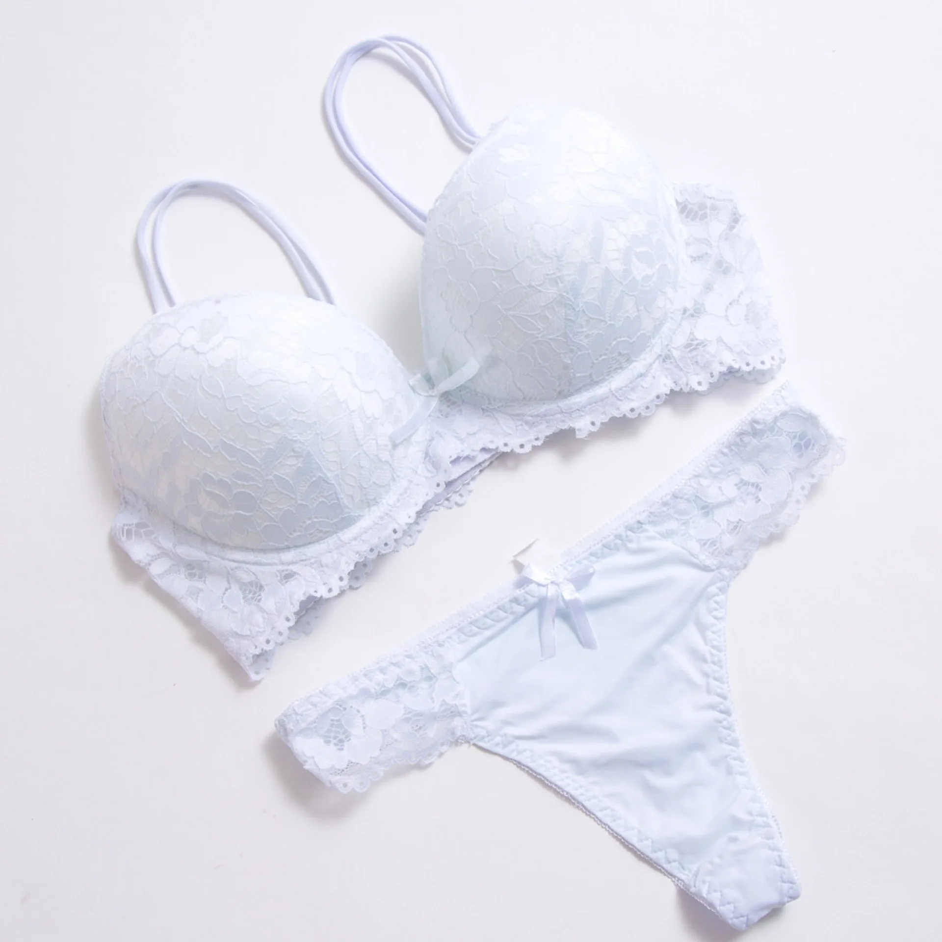 Leechee Hot Sale Plus-size Lace Cotton Breathable Comfortable Bra Pants Set Push-up Gathered Deep-v Sexy Brassiere
Leechee Hot Sale Plus-size Lace Cotton Breathable Comfortable Bra Pants Set Push-up Gathered Deep-v Sexy Brassiere