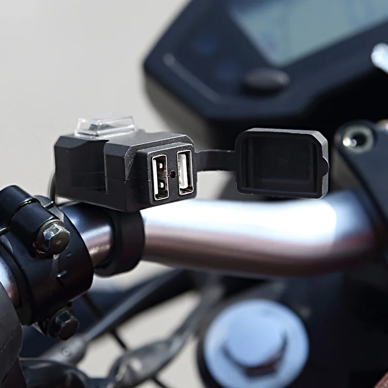 

Зарядное устройство на руль мотоцикла с двумя USB-портами, водонепроницаемый адаптер питания для Honda VTX 1300 Twister 250 CBR 600 F4i Shadow 750