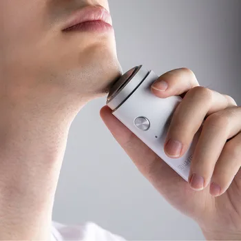 Xiaomi Mijia SOWHITE Mini Electric Shaver Washable Type-c Rechargeable Dry and Wet Waterproof Protable for Business trip
Xiaomi Mijia SOWHITE Mini Electric Shaver Washable Type-c Rechargeable Dry and Wet Waterproof Protable for Business trip
