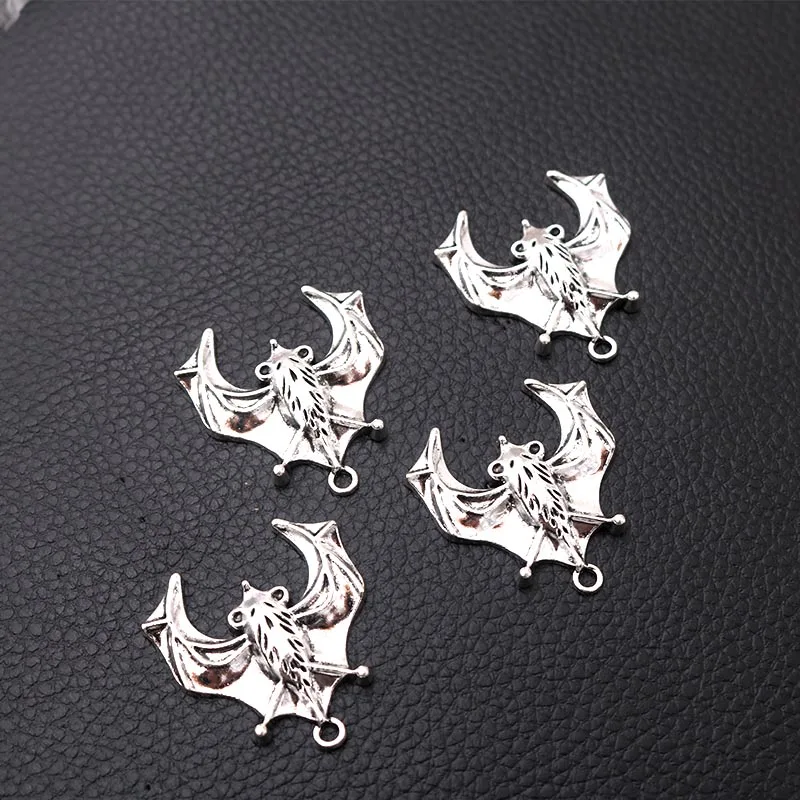 4pcs/lot Silver Plated Charms Animal Bat Bracelet Necklace Pendants DIY Handmade Metal Jewelry Accessories 32*31mm P113
4pcs/lot Silver Plated Charms Animal Bat Bracelet Necklace Pendants DIY Handmade Metal Jewelry Accessories 32*31mm P113