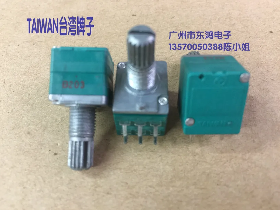 2PCS/LOT Taiwan RK13 precision potentiometer B20K*2 double axis hexapod bit volume potentiometer long 15mm power amplifier
2PCS/LOT Taiwan RK13 precision potentiometer B20K*2 double axis hexapod bit volume potentiometer long 15mm power amplifier