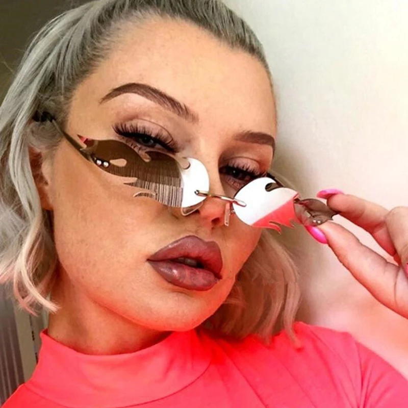 DPZ 2020 high quality Flame Sunglasses Mirror Weird non-mainstream Party high quality Small frame sunglasses UV400 Oculos De Sol DPZ 2020 high quality Flame Sunglasses Mirror Weird non-mainstream Party high quality Small frame sunglasses UV400 Oculos De Sol
