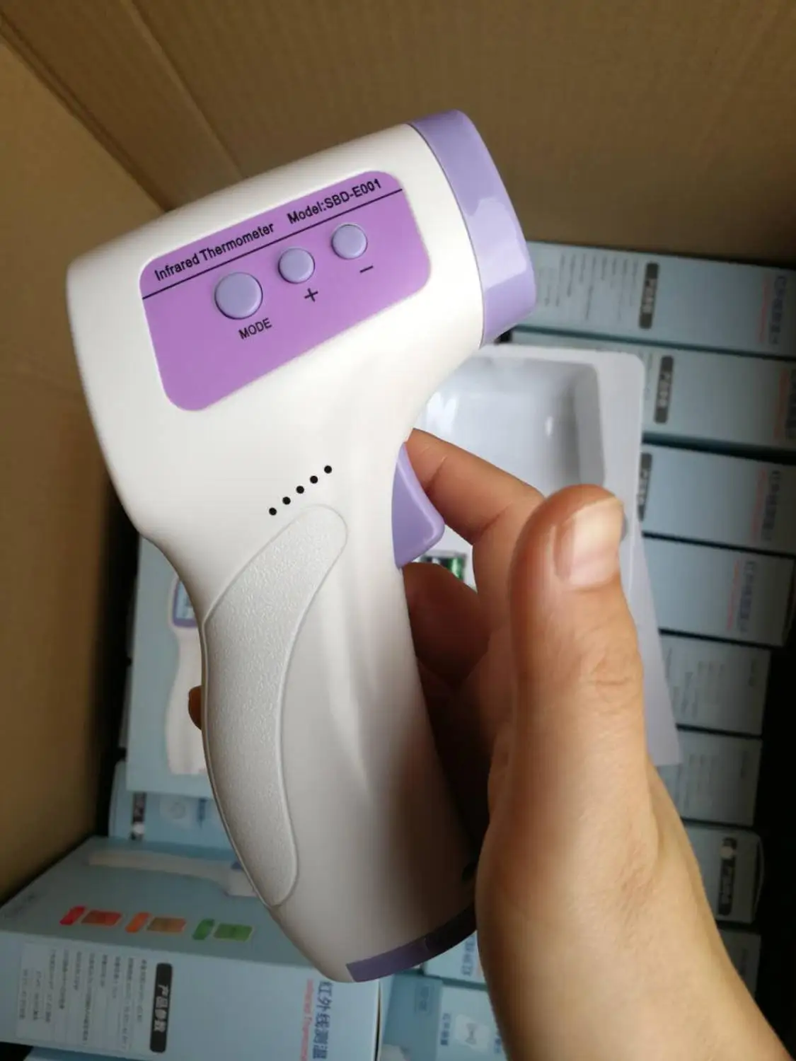 low price Adult Digital Infrared Thermometer Professional LCD Forehead Ear Body Temperature Measurement Health Care
low price Adult Digital Infrared Thermometer Professional LCD Forehead Ear Body Temperature Measurement Health Care