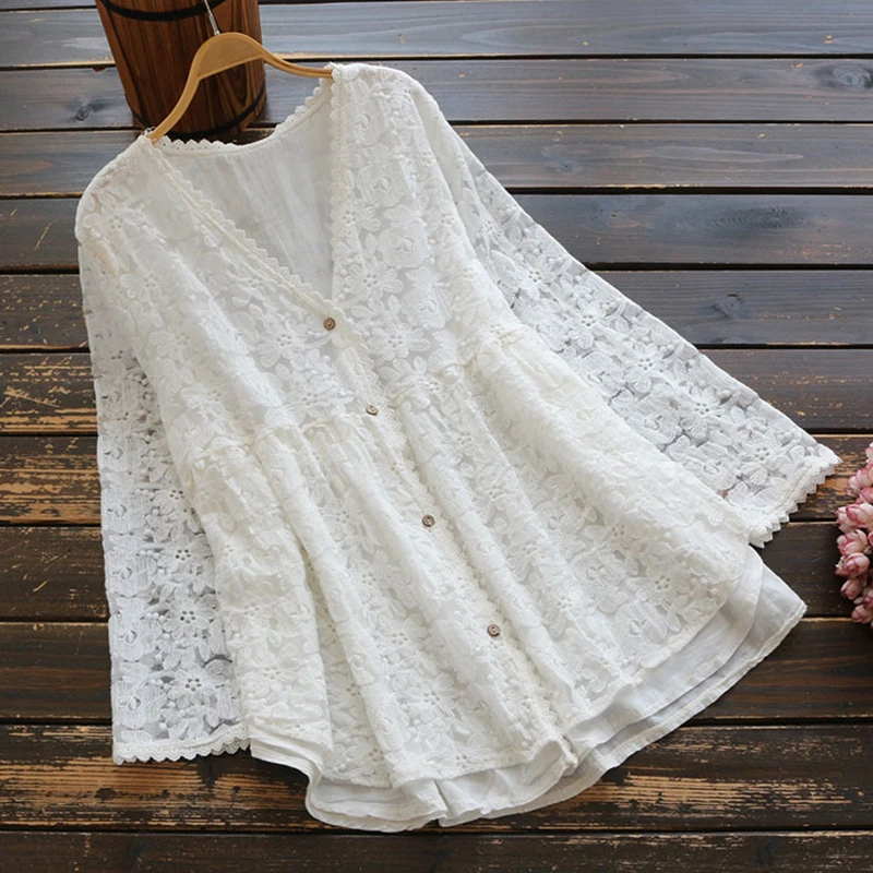 Women Fake Two Piece Shirts Spring Japan Style Embroidery Loose Single Breasted V-Neck Coat Mid Length Lace Cardigan
Women Fake Two Piece Shirts Spring Japan Style Embroidery Loose Single Breasted V-Neck Coat Mid Length Lace Cardigan