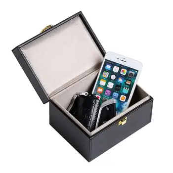 Car Key gps blocker Signal Keyless Blocker Box Radiation-proof Mobile Phone Box Bank Card Anti-theft Box Key Blocking Pouch Case
Car Key gps blocker Signal Keyless Blocker Box Radiation-proof Mobile Phone Box Bank Card Anti-theft Box Key Blocking Pouch Case