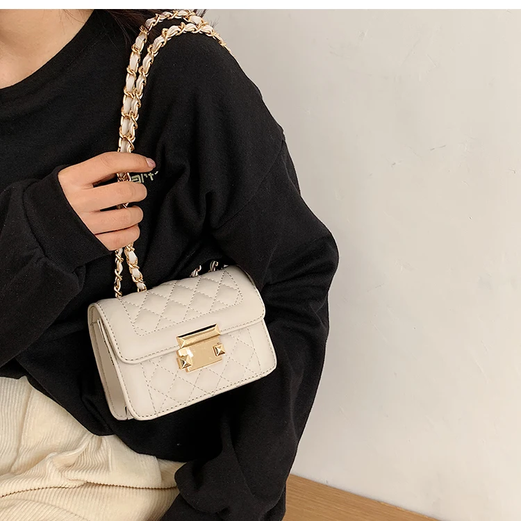 С доставкой Marke Designer Mode frauen Kette Kleine Klappe Umhängetasche 2021 Winter Schulter Handtaschen Hohe Qualität PU Leder С доставкой Marke Designer Mode frauen Kette Kleine Klappe Umhängetasche 2021 Winter Schulter Handtaschen Hohe Qualität PU Leder