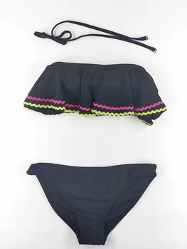2020 new solid color bikini bikini suit push-up style black 
2020 new solid color bikini bikini suit push-up style black