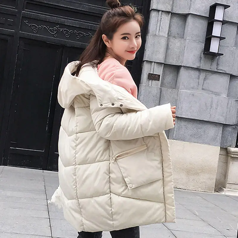 NEW Arrival Down Cotton Coat Women Winter Jacket Padded Warm Thicken Winter Coat Loose Jacket Casual Parkas Women Jacket Q1813
NEW Arrival Down Cotton Coat Women Winter Jacket Padded Warm Thicken Winter Coat Loose Jacket Casual Parkas Women Jacket Q1813