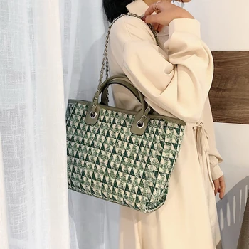 Casual Large Capacity Handbag Fashion Wild Solid Color Women Bag Plaid Cloth Big Size Shoulder Beach Bags for Women 2019 New
Casual Large Capacity Handbag Fashion Wild Solid Color Women Bag Plaid Cloth Big Size Shoulder Beach Bags for Women 2019 New