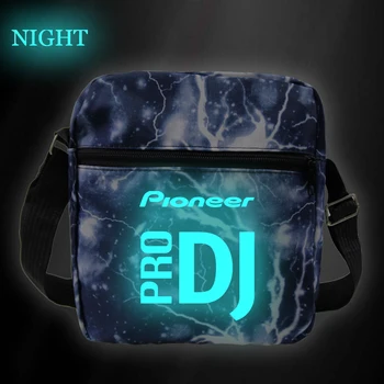 Hot Sale Pioneer Pro Dj Luminous Shoulder Bags Women Messenger Flap Handbags Street Casual Solid Zipper Bolsa
Hot Sale Pioneer Pro Dj Luminous Shoulder Bags Women Messenger Flap Handbags Street Casual Solid Zipper Bolsa