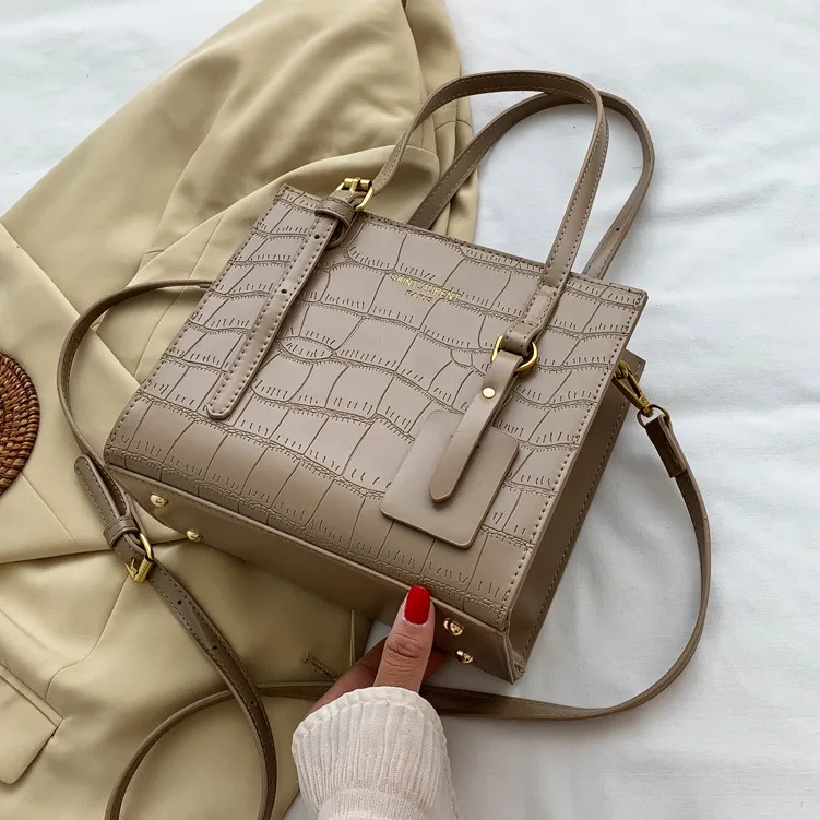 Stone Pattern Small PU Leather Crossbody Bags For Women Handbags 2020 new Trend Shoulder bags Designer Brand female Hand Bag
Stone Pattern Small PU Leather Crossbody Bags For Women Handbags 2020 new Trend Shoulder bags Designer Brand female Hand Bag