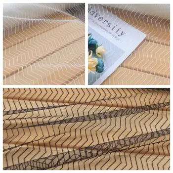 4 meters/lot white embroidered lace fabric tulle exquisit quality heavy flower wedding dress fabric veil mterial Ribbon lace
4 meters/lot white embroidered lace fabric tulle exquisit quality heavy flower wedding dress fabric veil mterial Ribbon lace