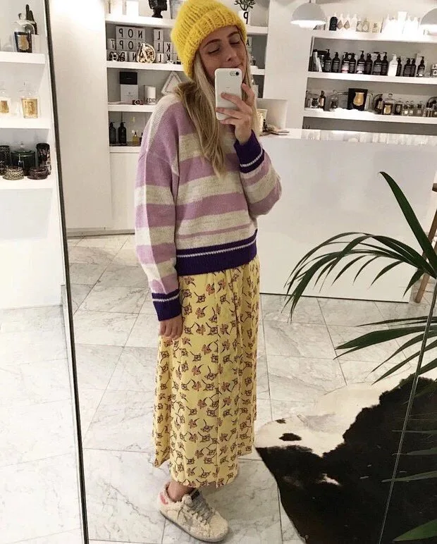 High Quality 2019 Newest Women Lemon Yellow Flower Printed Midi Skirt With Lining 
High Quality 2019 Newest Women Lemon Yellow Flower Printed Midi Skirt With Lining