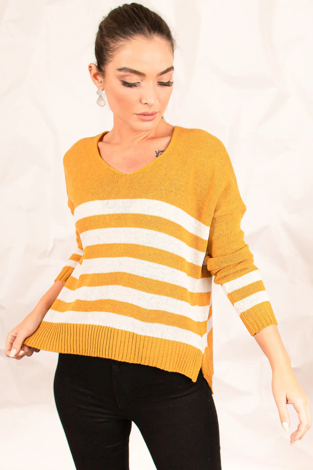 Armonika женский полосатый короткий длинный свитер с v-образным вырезом спереди