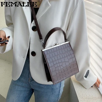 Female Crocodile Pattern Clip Clutch Women Shoulder Bags Designer Brand Chain Crossbody Bag Luxury Pu Small Flap Purses Handbags 
Female Crocodile Pattern Clip Clutch Women Shoulder Bags Designer Brand Chain Crossbody Bag Luxury Pu Small Flap Purses Handbags