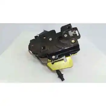 4B1837015B LOCK LEFT FRONT DOOR Audi A6 SALOON (4B2) 
4B1837015B LOCK LEFT FRONT DOOR Audi A6 SALOON (4B2)