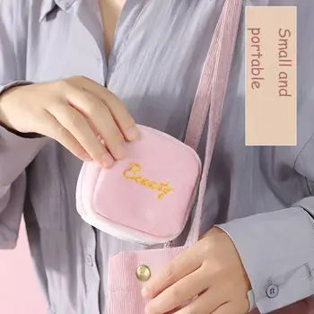 Velvet Lipstick Storage Outdoor Travel Essential Small Convenient Cosmetic Bag Lipstick Storage Bag Make Up Coin Money Pouch
Velvet Lipstick Storage Outdoor Travel Essential Small Convenient Cosmetic Bag Lipstick Storage Bag Make Up Coin Money Pouch