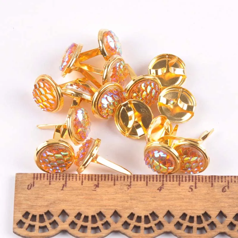 Description Picture 4 of itemMixed Retro Brads Embellishments For Scrapbooking Crafts Metal Crafts Decoration Fastener Brad Paper Fasteners Supplies C2583