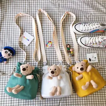 Women Drawstring Bucket Crossbody Bag Classic Texture Creative Delicate Design Chic Cute Bear Canvas Small Shoulder Pouch
Women Drawstring Bucket Crossbody Bag Classic Texture Creative Delicate Design Chic Cute Bear Canvas Small Shoulder Pouch