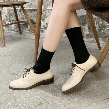 Big Size 33-44 Casual Soft Cow Leather Shoes Women Pumps Autumn Block Med Heels Lace-up Korean Sweet Style Shoes Ladies
Big Size 33-44 Casual Soft Cow Leather Shoes Women Pumps Autumn Block Med Heels Lace-up Korean Sweet Style Shoes Ladies