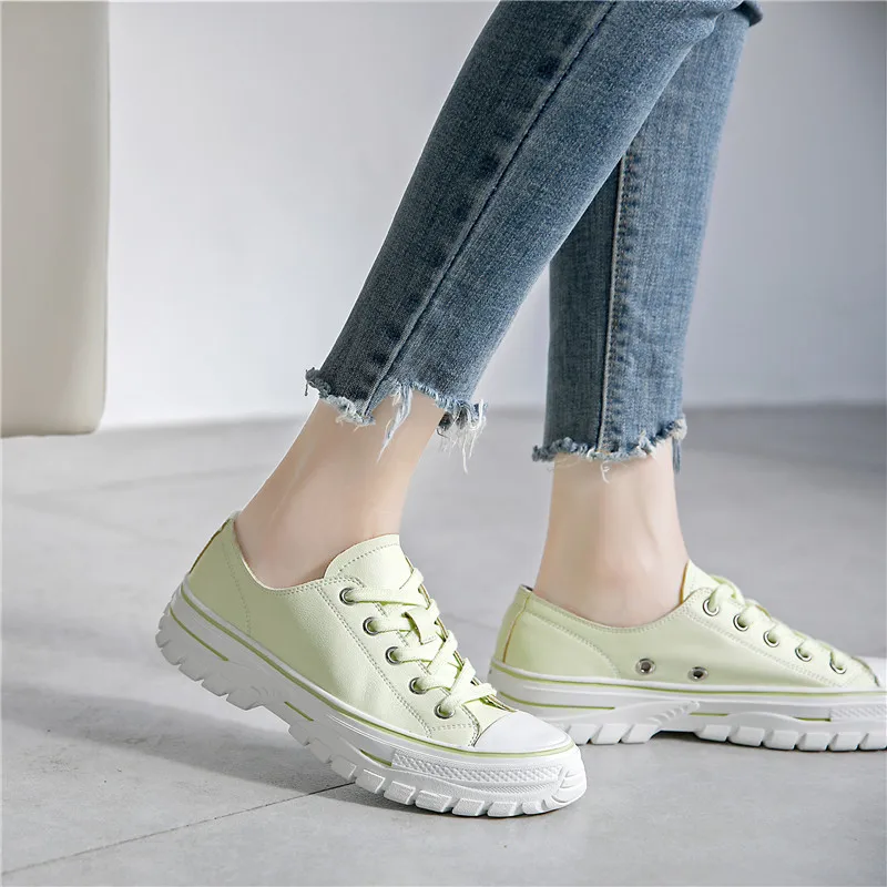 Winter Warm Cotton Shoes Flat Bottom Plus Velvet Casual Shoes Fashion Canvas Shoes Women Low Help Womens Sneakers C12-01
Winter Warm Cotton Shoes Flat Bottom Plus Velvet Casual Shoes Fashion Canvas Shoes Women Low Help Womens Sneakers C12-01