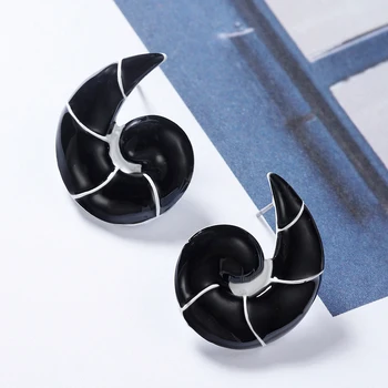 Hanreshe Ladybug and Cat Noir Goat Stud Earrings Girls TrednyJewelry Black Enamel Anime Cute Earrings Women Gift Accessories
Hanreshe Ladybug and Cat Noir Goat Stud Earrings Girls TrednyJewelry Black Enamel Anime Cute Earrings Women Gift Accessories