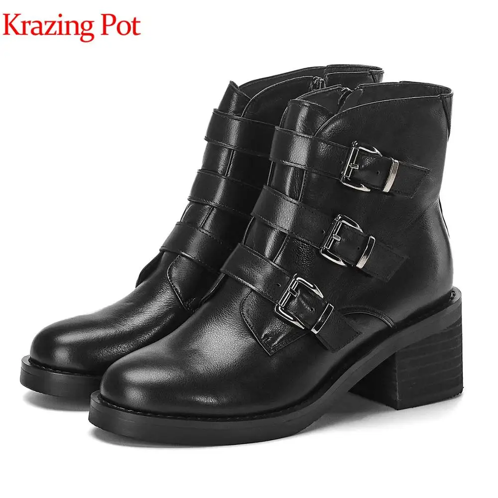 Krazing pot cow leather round toe high heel Hollywood leisure concise buckle decoration zipper punk rock style Chelsea boots L05
Krazing pot cow leather round toe high heel Hollywood leisure concise buckle decoration zipper punk rock style Chelsea boots L05