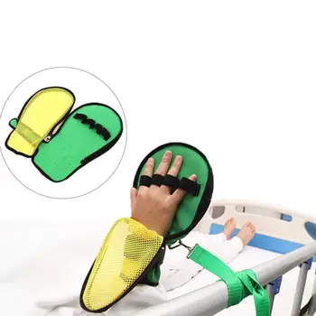 Comfortable Breathable Hand Control Restraint Mitts Fingers Control Mittens Safety Anti-scratching Patient Fixed Restraint Strap 
Comfortable Breathable Hand Control Restraint Mitts Fingers Control Mittens Safety Anti-scratching Patient Fixed Restraint Strap