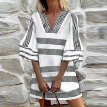 2021 Summer Vintage Flared Sleeve A-line Evening Mini Dress Printed Patchwork V-neck Ruffled Beach Bohemina Skirts Women Clothes
2021 Summer Vintage Flared Sleeve A-line Evening Mini Dress Printed Patchwork V-neck Ruffled Beach Bohemina Skirts Women Clothes
