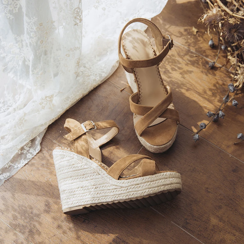 Zapatos Mujer Ladies Shoes Woman Chaussure Gladiator Women Wedge Summer Sandals Pumps Cross-tied High Heels Platform
Zapatos Mujer Ladies Shoes Woman Chaussure Gladiator Women Wedge Summer Sandals Pumps Cross-tied High Heels Platform