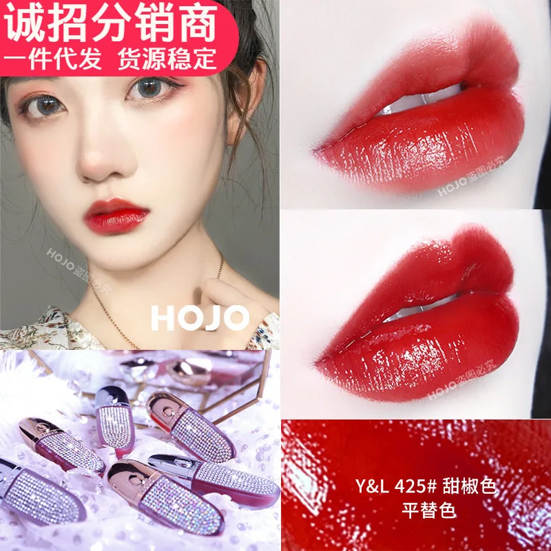 Hojo sapphire velvet Lip Glaze matte moist fog feeling not dry full lock color not easy to touch the cup make up matte lipstick
Hojo sapphire velvet Lip Glaze matte moist fog feeling not dry full lock color not easy to touch the cup make up matte lipstick