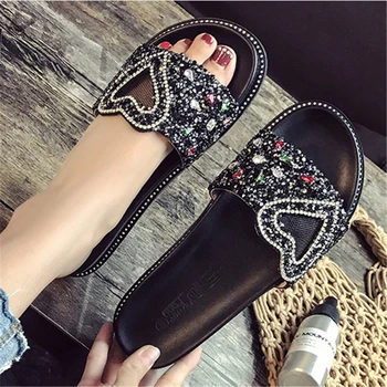 Crystal Slippers Women Summer Platform Shoes Heart 2019 New Fashion Flat Slides Women Basic Slippers Black Ladies Outdoor Shoes 
Crystal Slippers Women Summer Platform Shoes Heart 2019 New Fashion Flat Slides Women Basic Slippers Black Ladies Outdoor Shoes