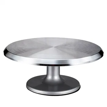 Cake turntable aluminum alloy 12 inch cake mounting turntable antiskid pad cake turntable baking tool
Cake turntable aluminum alloy 12 inch cake mounting turntable antiskid pad cake turntable baking tool