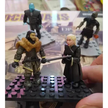 Game of Thrones Jon snow Night King Wight Daenerys figures and other accessories
Game of Thrones Jon snow Night King Wight Daenerys figures and other accessories