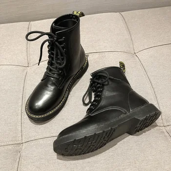 2020 Fashion Punk Winter Women Boots Red Motorcycle Footwear Boots Women Fashion Manual Rock Retro Cowhide Women Shoes
2020 Fashion Punk Winter Women Boots Red Motorcycle Footwear Boots Women Fashion Manual Rock Retro Cowhide Women Shoes