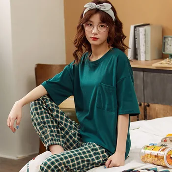 High Quality 100% Cotton Pajamas Big Size Short-sleeved Trousers Simple Lattice Can Be Worn Outside The Summer Home Service Suit
High Quality 100% Cotton Pajamas Big Size Short-sleeved Trousers Simple Lattice Can Be Worn Outside The Summer Home Service Suit