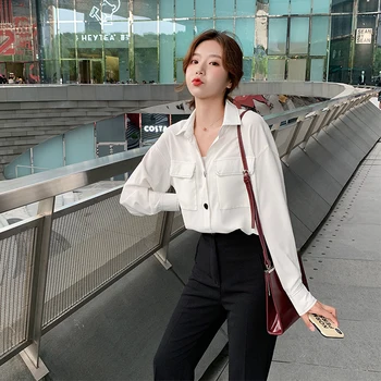 2020 Spring Two Pocket Women White Shirt Female Blouse Tops Long Sleeve Casual Turn-down Collar OL Style Women Loose Blouses
2020 Spring Two Pocket Women White Shirt Female Blouse Tops Long Sleeve Casual Turn-down Collar OL Style Women Loose Blouses