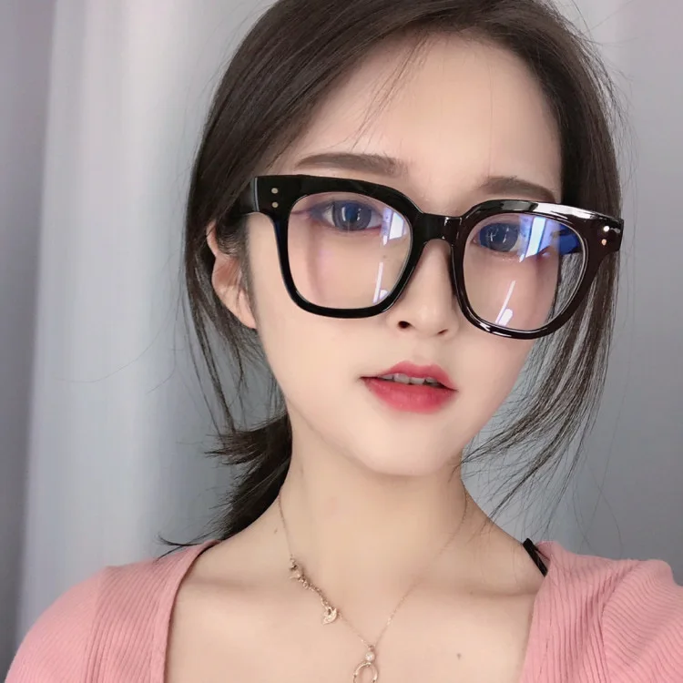 2020 Eyewear Frame Anti Blue Light Game Glasses Computer Glasses Anti Glare Eyeglasses Frame Women Round Clear Lens Glasses
2020 Eyewear Frame Anti Blue Light Game Glasses Computer Glasses Anti Glare Eyeglasses Frame Women Round Clear Lens Glasses