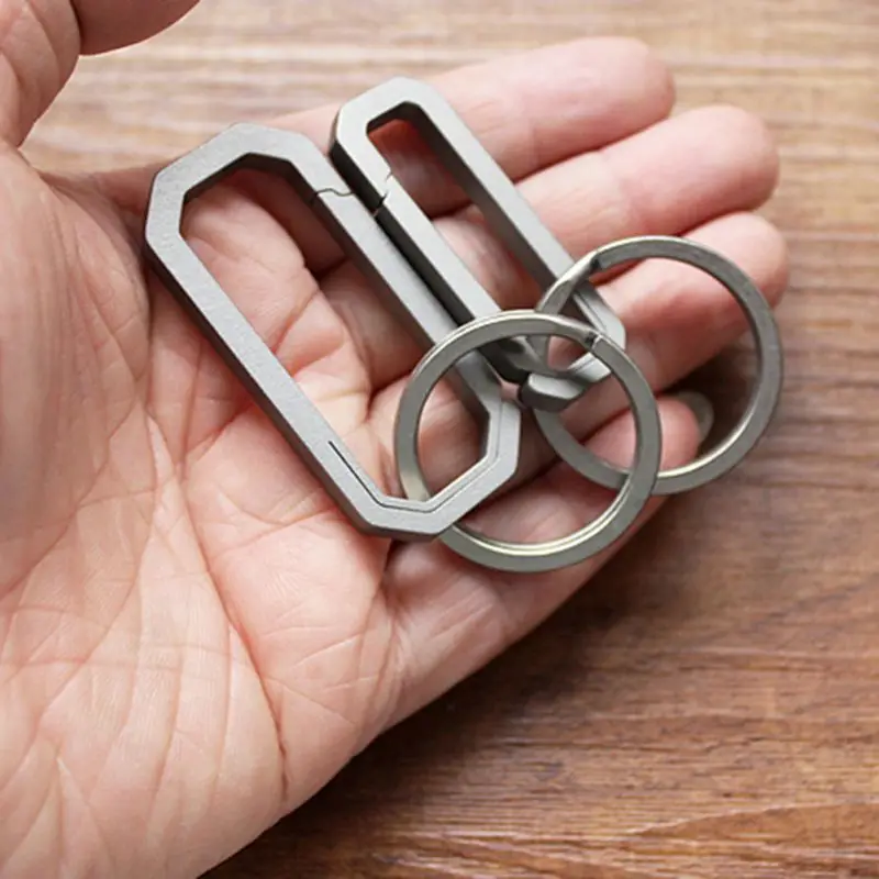 Titanium Alloy Outdoor EDC Tool Key Ring Hung Buckle Car Keychain Pocket Titanium Keychain Buckle LW
Titanium Alloy Outdoor EDC Tool Key Ring Hung Buckle Car Keychain Pocket Titanium Keychain Buckle LW