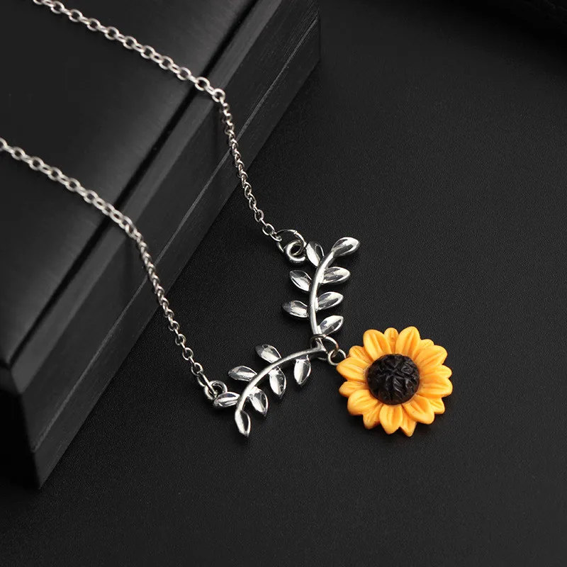 Sunflower Pendant Necklace For Women Jewelry Girls Lucky Sunshine Charm Silver Leaf Collares De Moda Flower Statement Necklaces
Sunflower Pendant Necklace For Women Jewelry Girls Lucky Sunshine Charm Silver Leaf Collares De Moda Flower Statement Necklaces