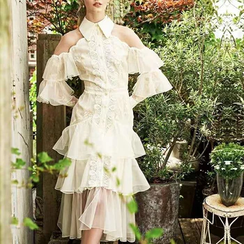 Runway Fashion White Dress 2020 Summer See-Through Butterfly Sleeve Flower Embroidery Cascading Ruffles Long Dress
Runway Fashion White Dress 2020 Summer See-Through Butterfly Sleeve Flower Embroidery Cascading Ruffles Long Dress