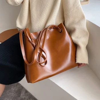 Small Oil Wax Leather Bucket Bags for Women 2020 Winter Trendy Large Shoulder Handbags Branded Trending Trending Hand Bag
Small Oil Wax Leather Bucket Bags for Women 2020 Winter Trendy Large Shoulder Handbags Branded Trending Trending Hand Bag