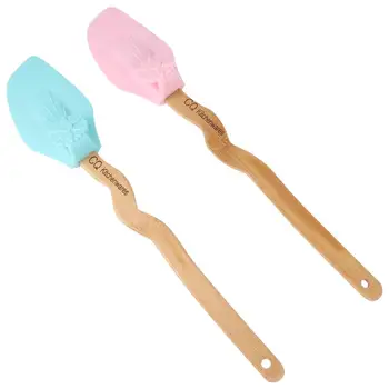 2pcs Silicone Scraper Cream Scraper Cake Scraper Baking Cake Cut Scraper With Wooden Handle Random Color
2pcs Silicone Scraper Cream Scraper Cake Scraper Baking Cake Cut Scraper With Wooden Handle Random Color