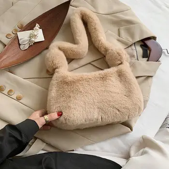 2020 New Winter Fluffy Small Shoulder Bag Female Solid Color Soft Plush Handbag Ladies Messenger Bag Warm Fur Underarm Bag 
2020 New Winter Fluffy Small Shoulder Bag Female Solid Color Soft Plush Handbag Ladies Messenger Bag Warm Fur Underarm Bag