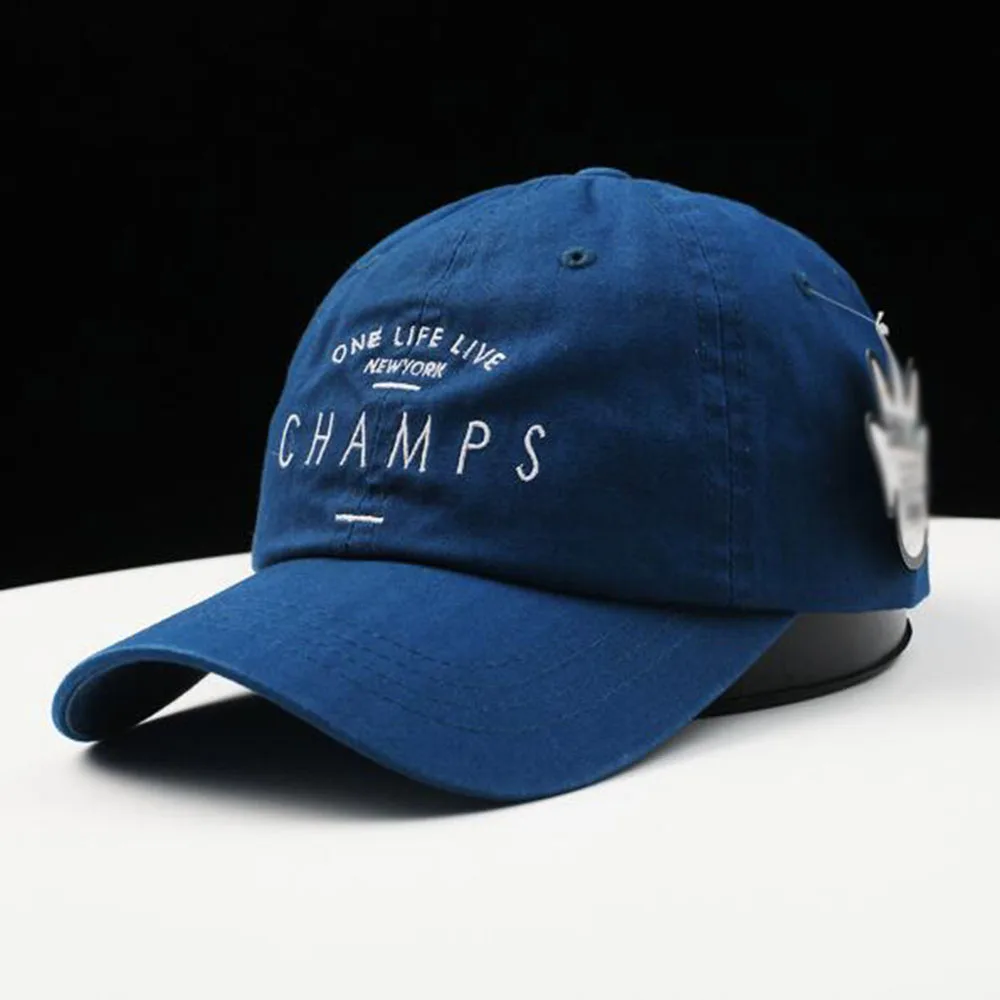New cap American tide retro embroidery alphabet street hat men and women soft top baseball cap couple models
New cap American tide retro embroidery alphabet street hat men and women soft top baseball cap couple models
