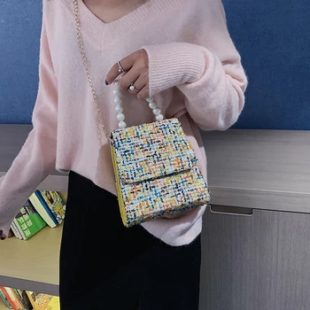 Fashion Exquisite Shopping Bag Portable Women Pearl Crossbody Handbag Woolen Autumn Winter Shoulder Totes Bag
Fashion Exquisite Shopping Bag Portable Women Pearl Crossbody Handbag Woolen Autumn Winter Shoulder Totes Bag