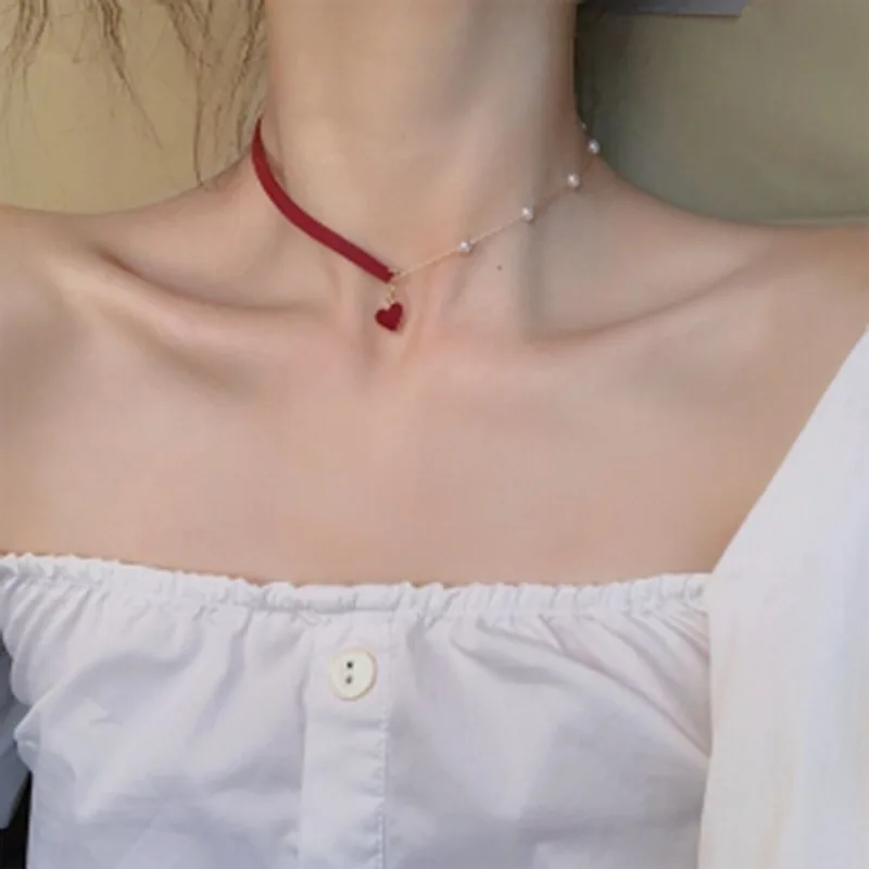 2019 New Korean Version Of The Short Small Red Heart Fashion Simple Temperament Network Red Love Necklace Jewelry Wholesale
2019 New Korean Version Of The Short Small Red Heart Fashion Simple Temperament Network Red Love Necklace Jewelry Wholesale
