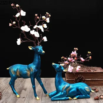 2 Pcs/set Painted Sika Deer Statuette Ornaments Office Study Desktop Adornment Resin Figurine Crafts American Rustic Home Decor 
2 Pcs/set Painted Sika Deer Statuette Ornaments Office Study Desktop Adornment Resin Figurine Crafts American Rustic Home Decor
