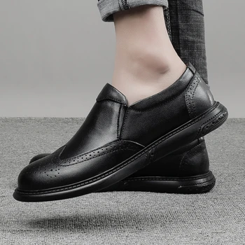 Men genuine Leather Loafers Brand Shoes Classic Tassel Brogue Mans Footwear Formal Shoes Casual Bullock Shoes big size 47
Men genuine Leather Loafers Brand Shoes Classic Tassel Brogue Mans Footwear Formal Shoes Casual Bullock Shoes big size 47